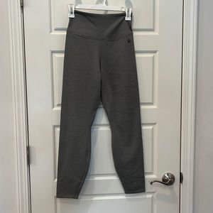 NWOT Good American leggings